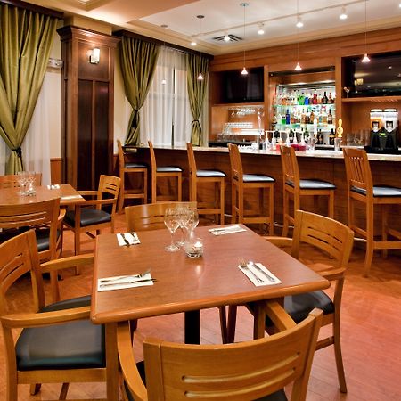 Holiday Inn Hotel And Suites-Kamloops By Ihg Restaurang bild