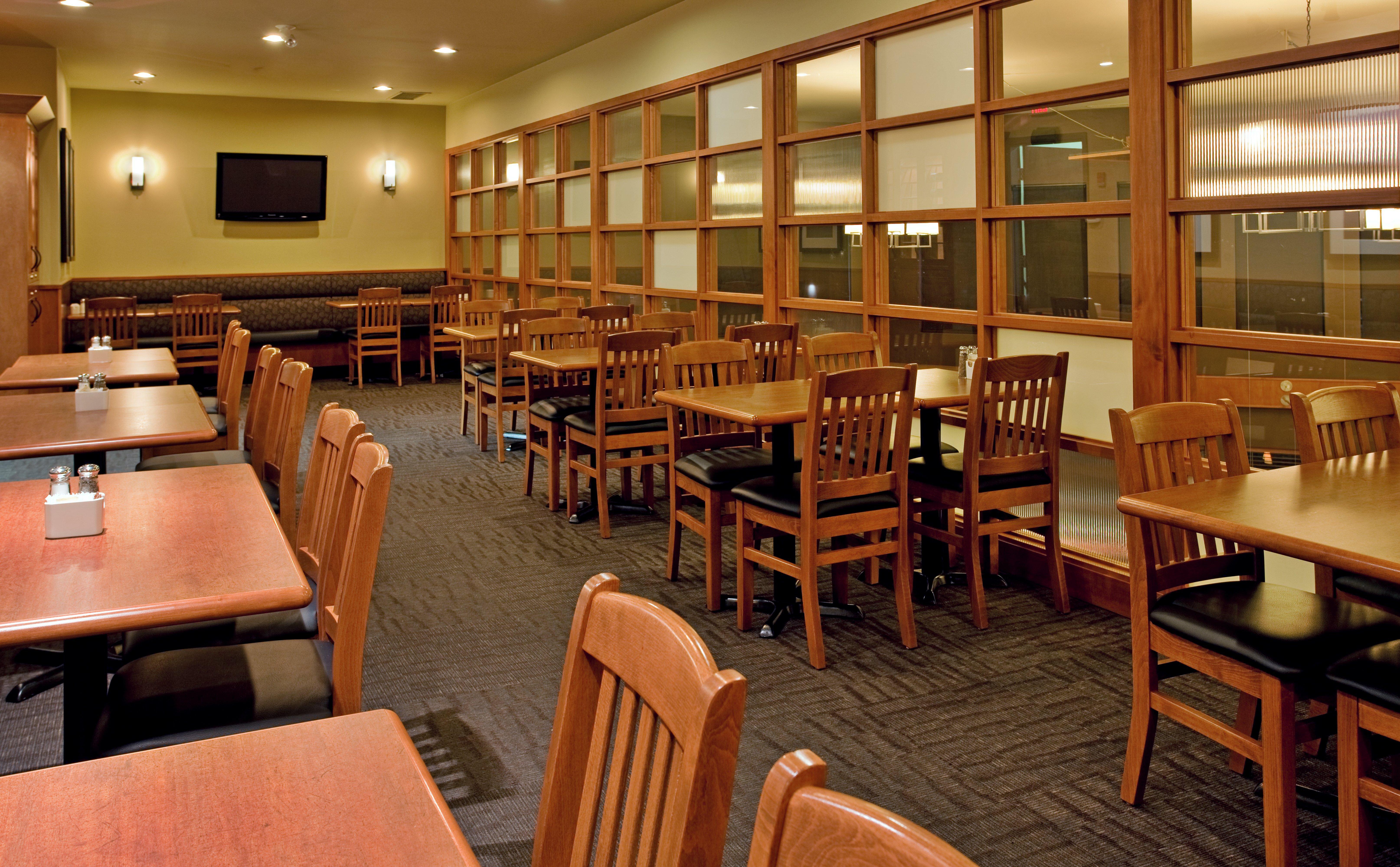 Holiday Inn Hotel And Suites-Kamloops By Ihg Exteriör bild