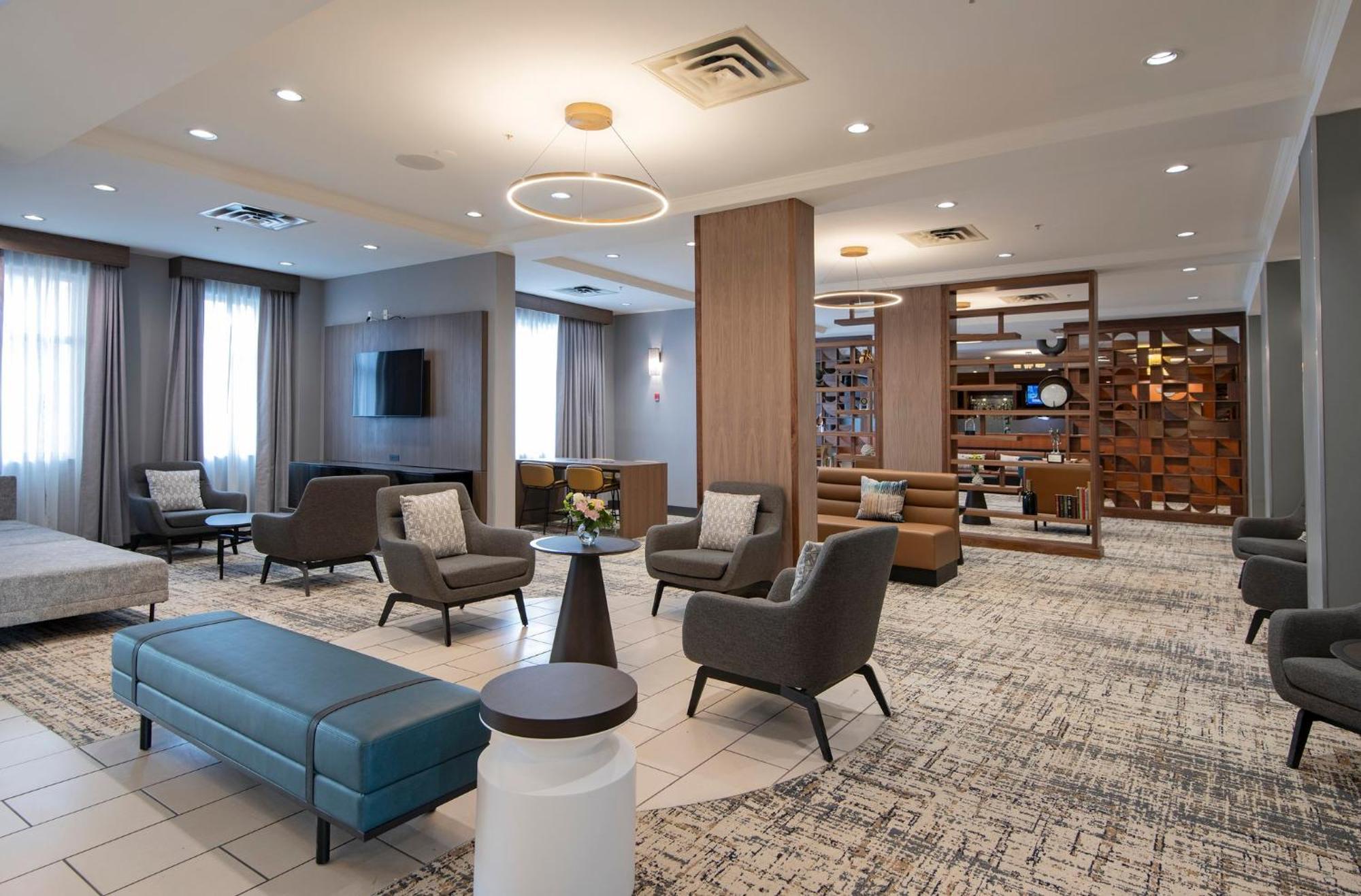 Holiday Inn Hotel And Suites-Kamloops By Ihg Exteriör bild