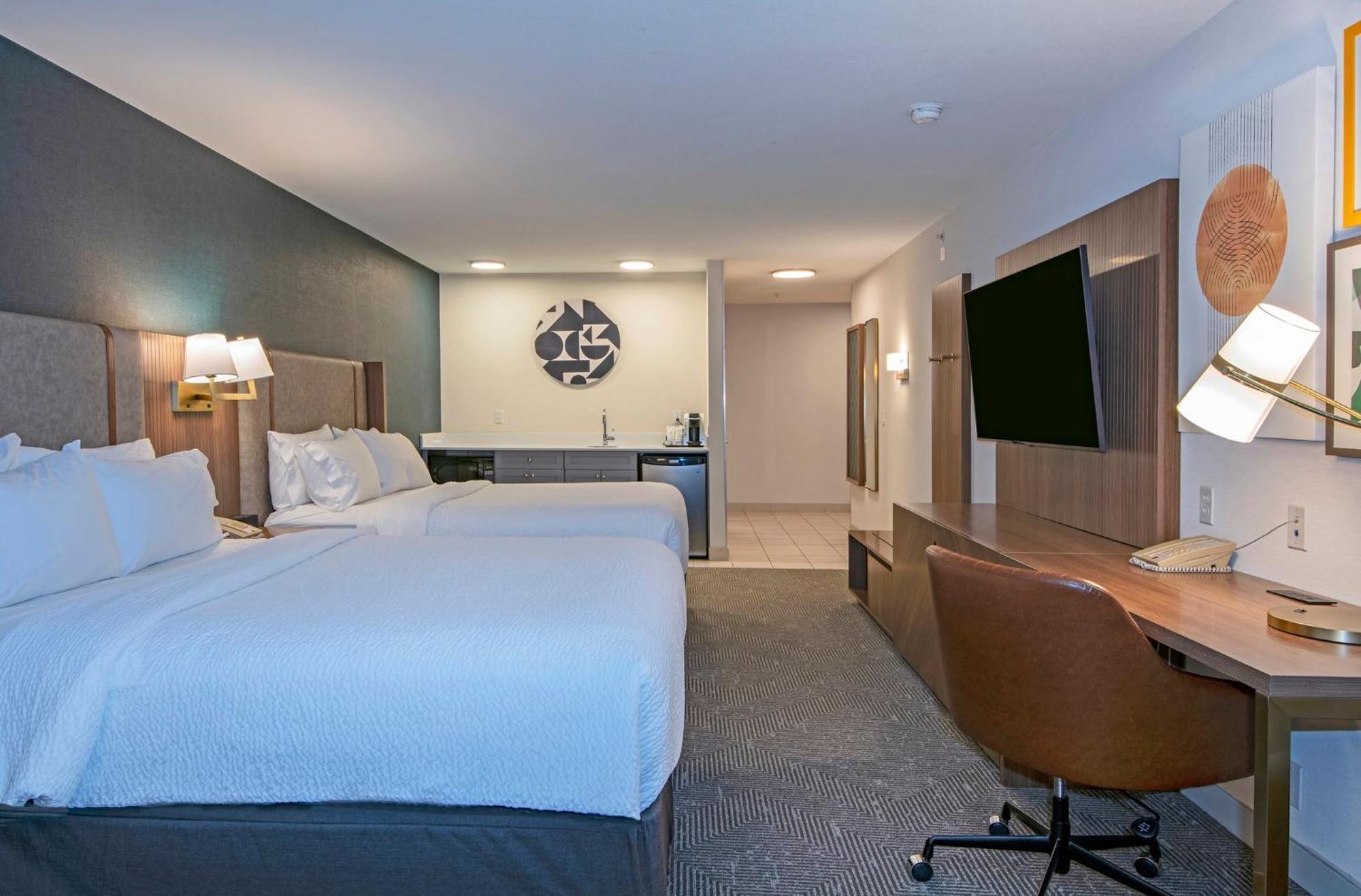 Holiday Inn Hotel And Suites-Kamloops By Ihg Exteriör bild